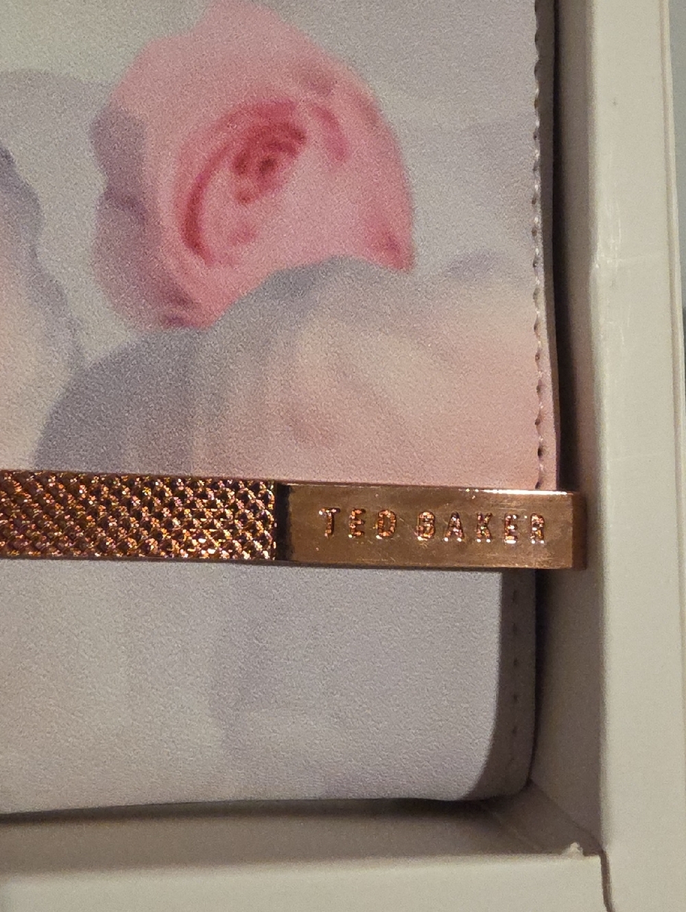 TED BAKER LONDON NWT Chelsea Pastel Floral Roll Travel Jewelry Clutch - Picture 2 of 16